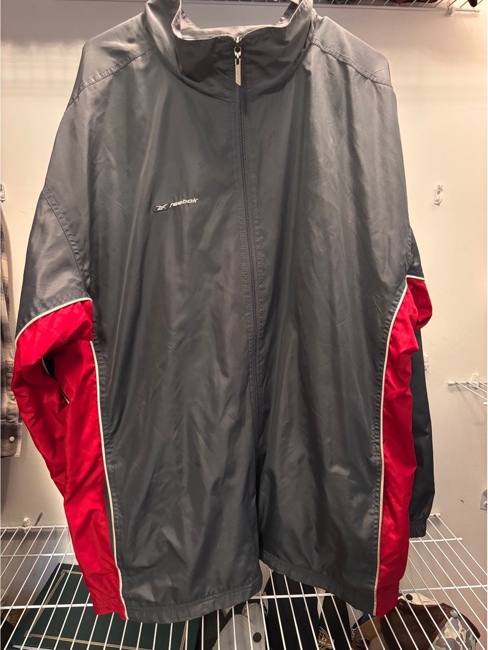 Reebok Men's XXL Gray and Red Track Jacket